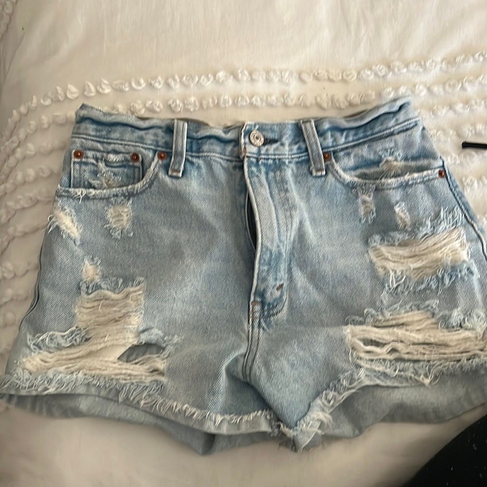 Abercrombie & Fitch Annie High Rise Short